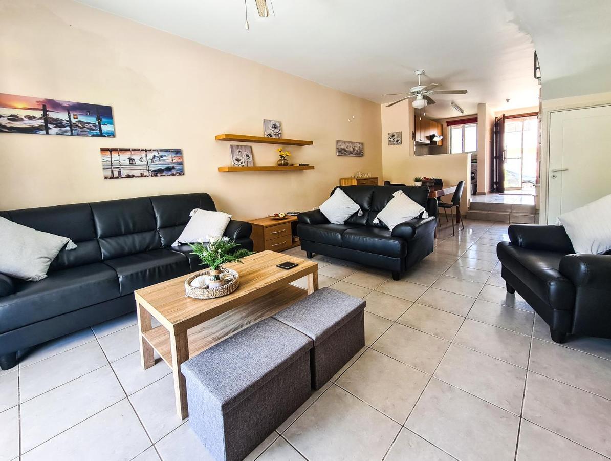 Serena Townhouse Pegeia Exteriér fotografie