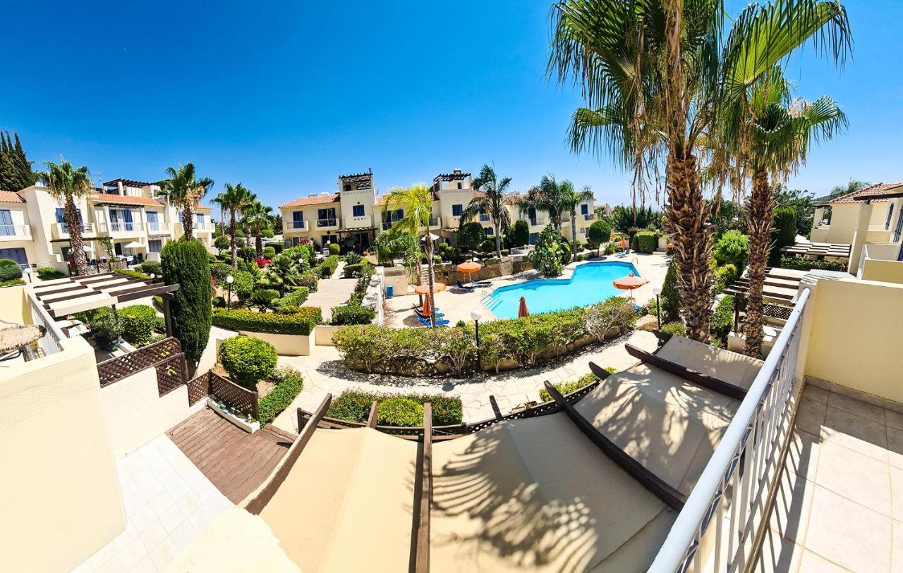 Serena Townhouse Pegeia Exteriér fotografie